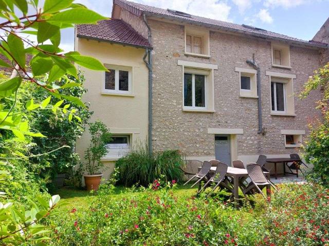 Location maison 8 pièces Dannemois 91