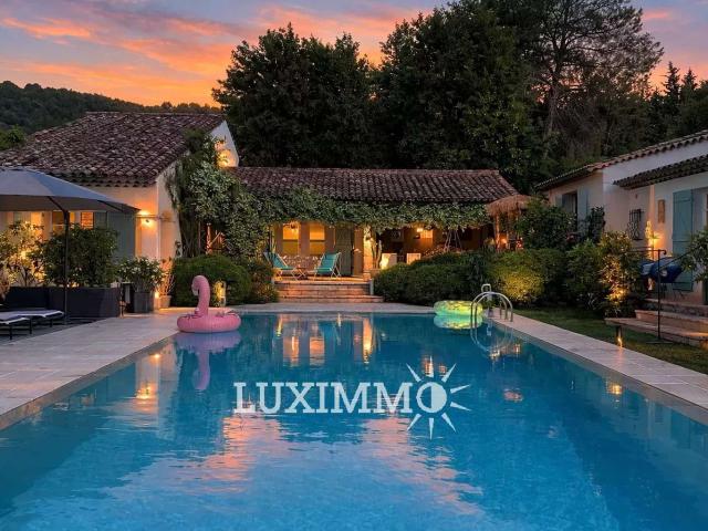 Location maison 8 pièces Mougins 06