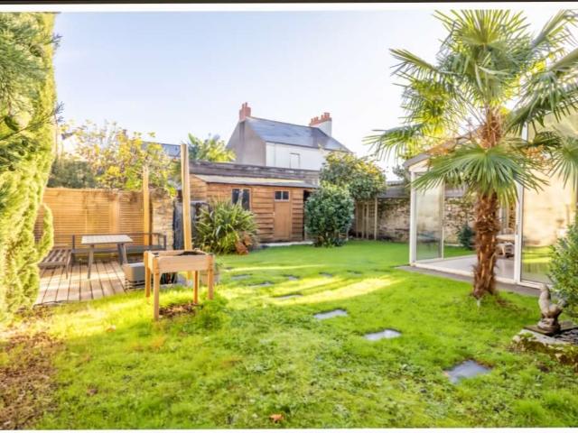 Location maison 8 pièces Nantes Zola 44
