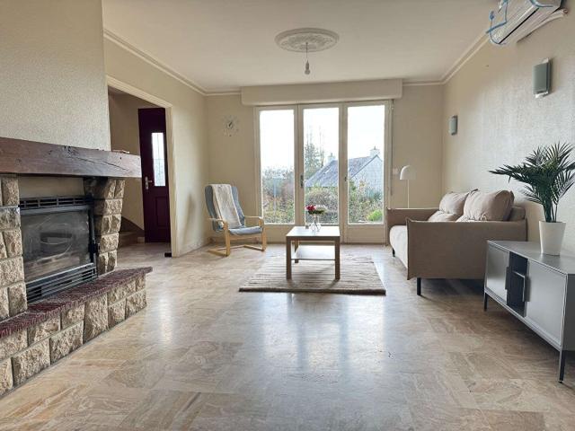 Location maison 8 pièces Vezin le Coquet 35