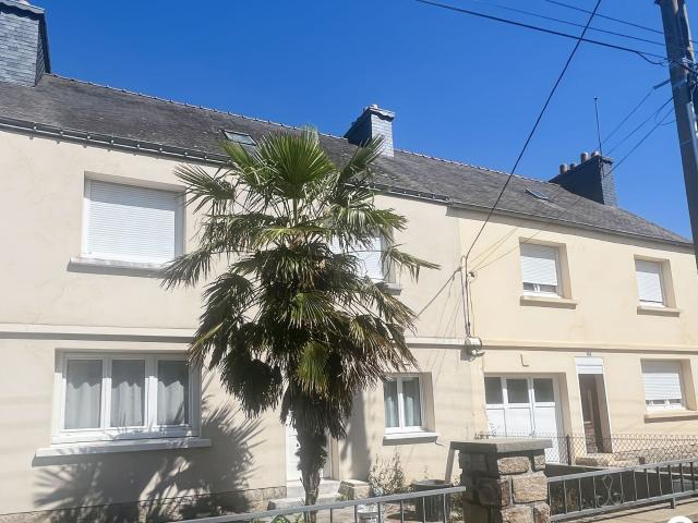 Location maison, 92.13 m² T 5 à Quimperlé, 930 €