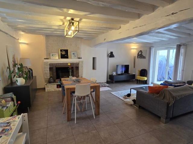 Location Maison 92m² ST DENIS DE L HOTEL 45550