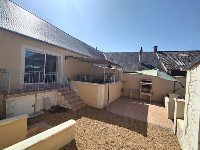 Location Maison 9 pièces 180 m2 Villaines sous Lucé