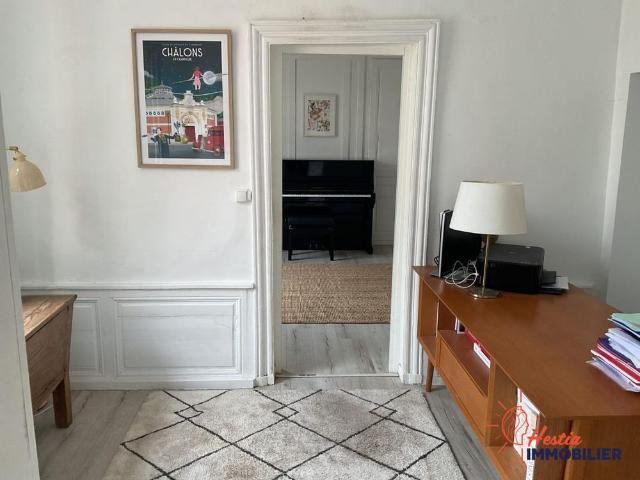 Location Maison 9 pièces 190m² CHALONS EN CHAMPAGNE 51000