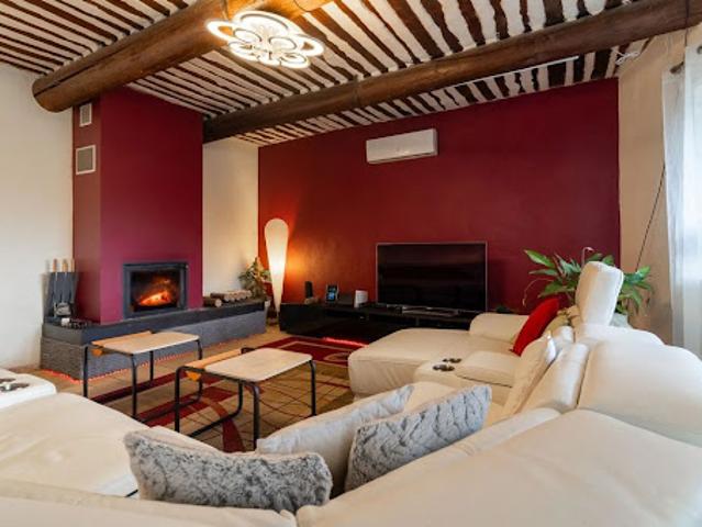 Location Maison 9 pièces 200 m2 Le Pontet