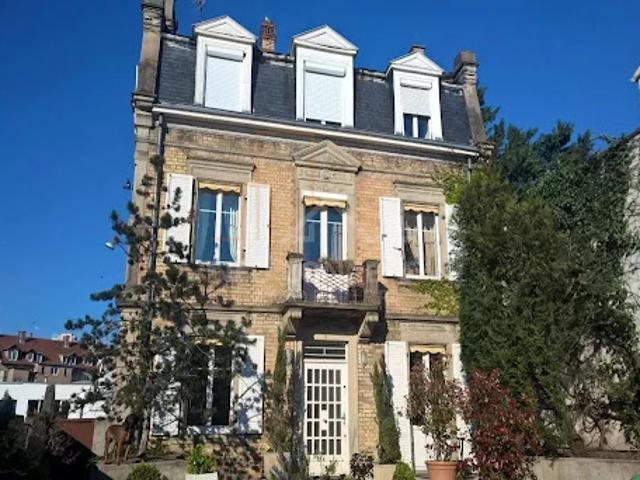 Location Maison 9 pièces 213 m2 Strasbourg