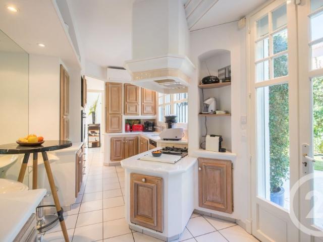 Location Maison 9 pièces 254m² ST JEAN CAP FERRAT 06230