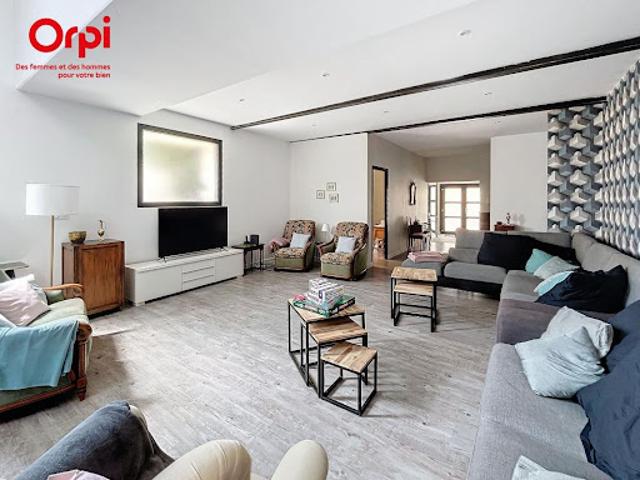 Location Maison 7 pièces 320 m2 Le Mans