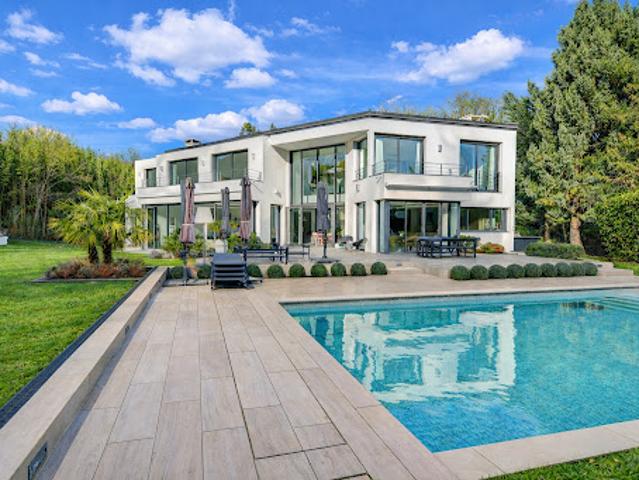 Location Maison 9 pièces 383 m2 Garches