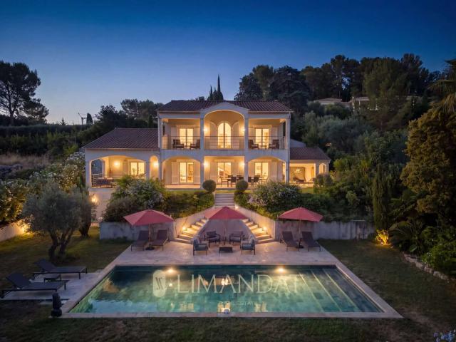 Location maison 9 pièces Mougins 06