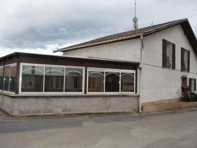 Location maison 9 pièces Socourt 88