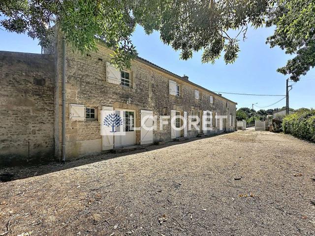 Location maison Coulonges sur l'Autize 79