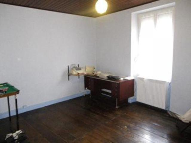 location maison confolens charente 16500 500 € / mois