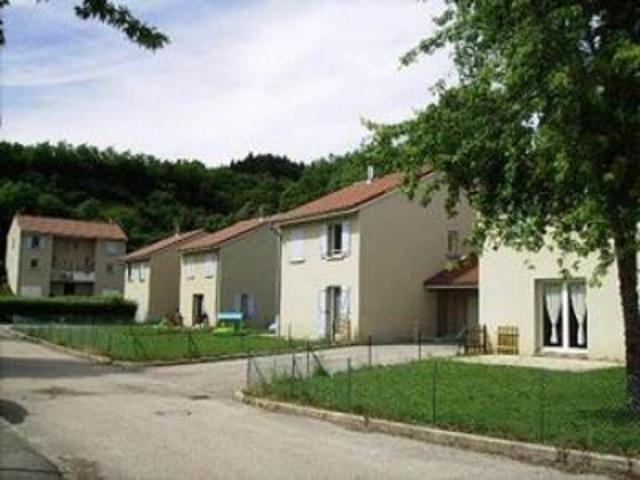 location maison ceignes 4 pièces 82 m2 ain 01430 720 € / mois