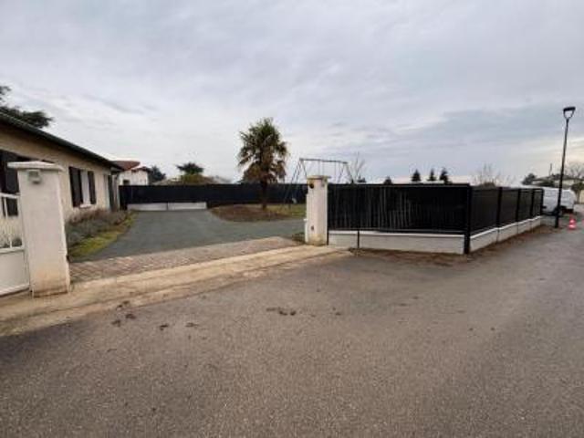 location maison chaponost 7 pièces 162 m2 rhone 69630 1850 € / mois