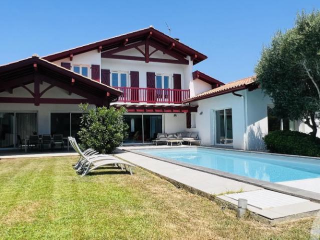 Location maison à BASSUSSARRY 64200