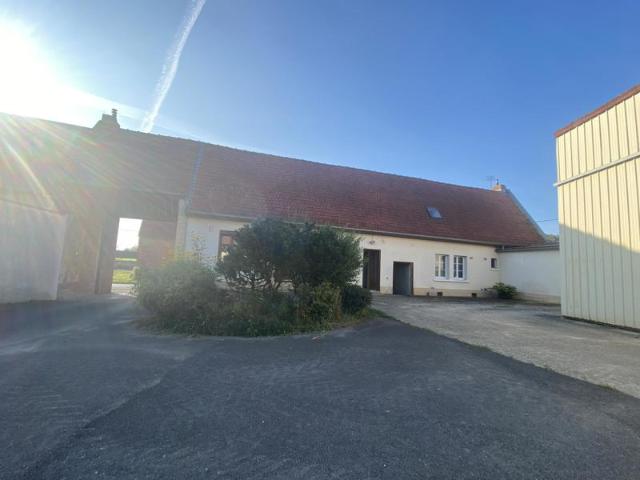 Location Maison à Mézières en Santerre 830 ¤ CC /mois