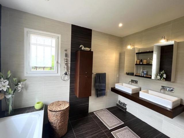 LOCATION MAISON ANTIBES