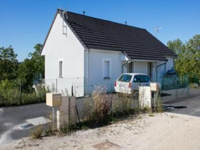 location maison annoix 4 pièces 81 m2 cher 18340 522 € / mois