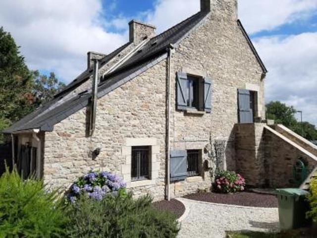 location maison bobital 4 pièces 85 m2 cotes d'armor 22100 1015 € / mois