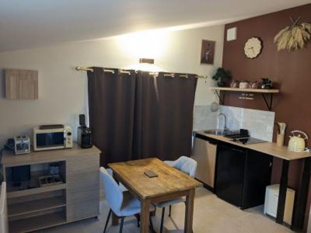 location maison begles 1 pièce 27 m2 gironde 33130 800 € / mois