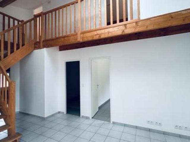 location maison blaye 4 pièces 100 m2 gironde 33390 850 € / mois