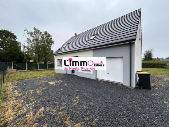 Location Maison Briquemesnil Floxicourt: Pavillon Récent de 5