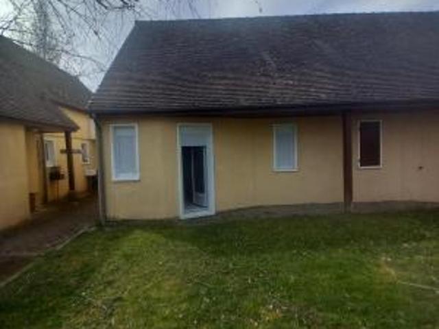 location maison buxieres les mines 1 pièce 36 m2 allier 03440 309 € / mois