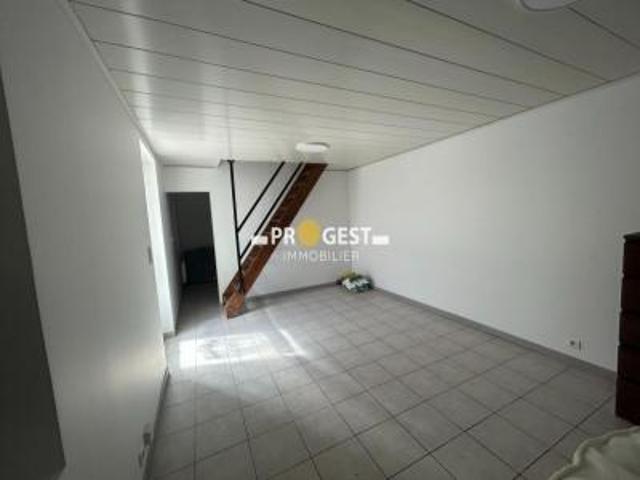 location maison greasque 3 pièces 53 m2 bouches du rhone 13850 1220 € / mois