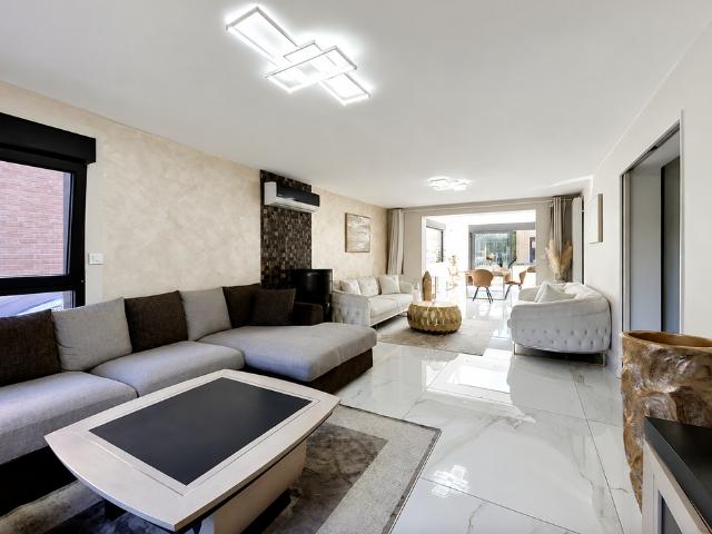 Location Maison de luxe Faches Thumesnil 7 Pièces 185 m²