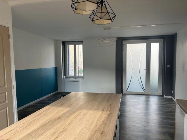 Location Maison de village 4 pièces 85 m2 à Jumeaux