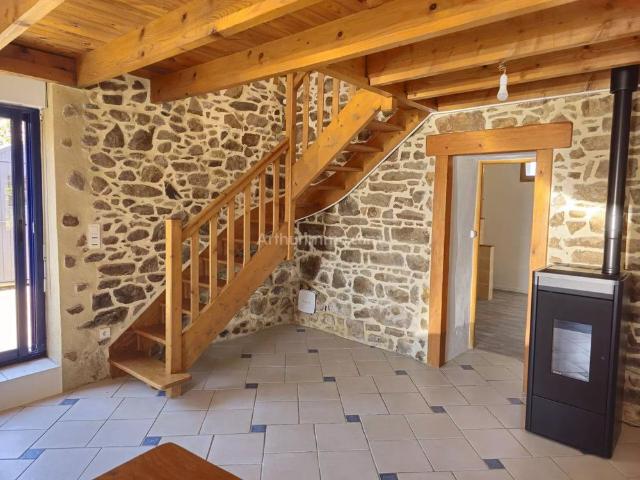 Location Maison de village 2 pièces 64 m2 à Goudelin
