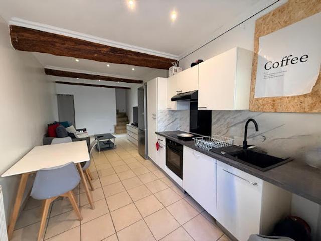 Location Maison de ville 3 pièces 67 m2 Beauvoisin