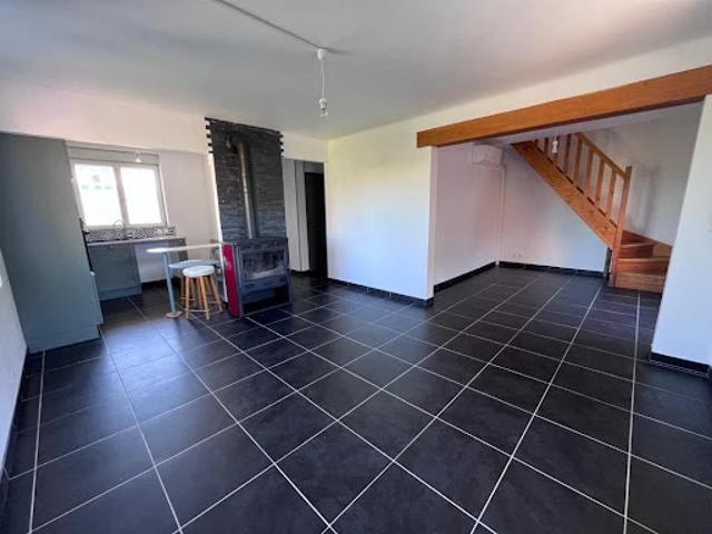 Location Maison de ville 3 pièces 70 m2 Saint Quentin