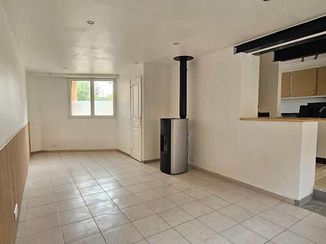 Location Maison de ville 3 pièces 74 m2 Les milles