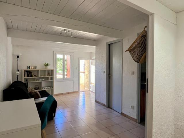 Location Maison de ville 2 pièces 33 m2 Saint Bauzille de Montmel