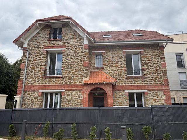 Location Maison de ville 7 pièces 181 m2 Chennevieres sur marne