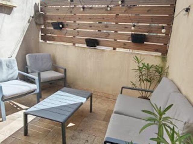 Location Maison de ville 4 pièces 104.97 m2 Roquemaure
