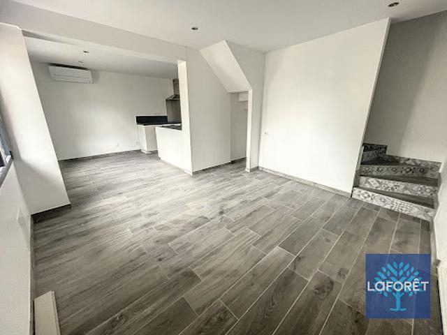 Location Maison de ville 4 pièces 81.41 m2 Egly