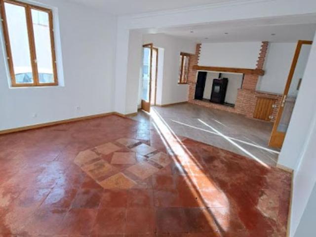 Location Maison de ville 4 pièces 86 m2 Saint Porquier