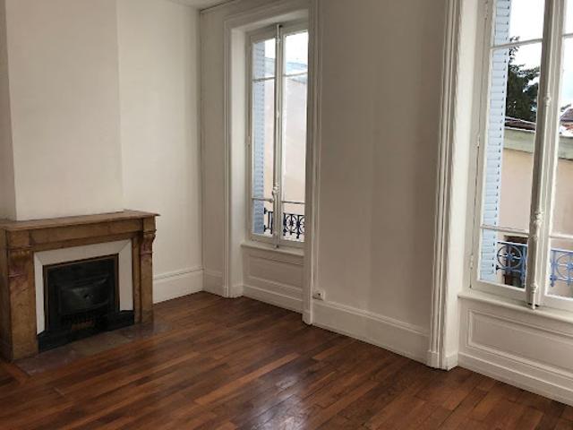 Location Maison de ville 5 pièces 100 m2 Caluire et Cuire