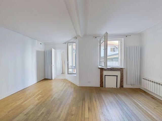 Location Maison de ville 5 pièces 122 m2 Asnieres sur seine