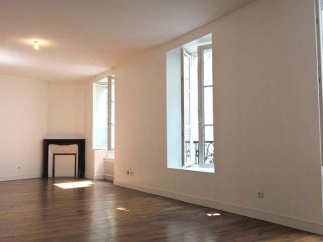 Location maison de ville Orléans 102.36 m²