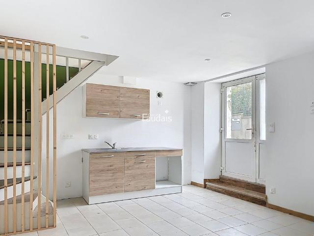 Location maison en pierre de 40 m² à Cambernon, à 5 minutes d