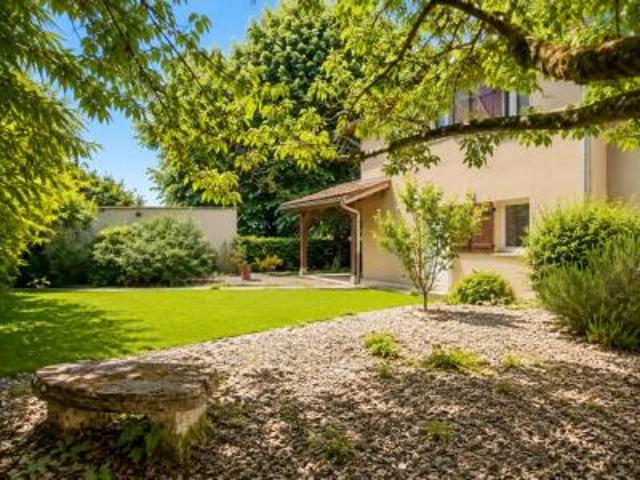 location maison fontaines sur saone 4 pièces 89 m2 rhone 69270 1650 € / mois