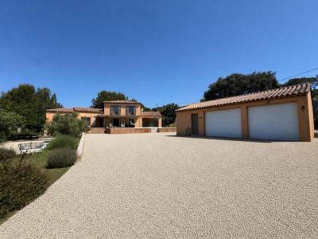location maison istres 6 pièces 180 m2 bouches du rhone 13800 2800 € / mois
