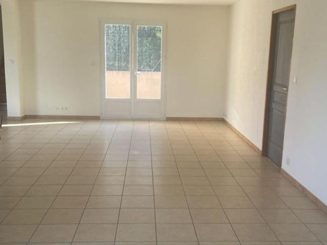 Location Maison Les mages