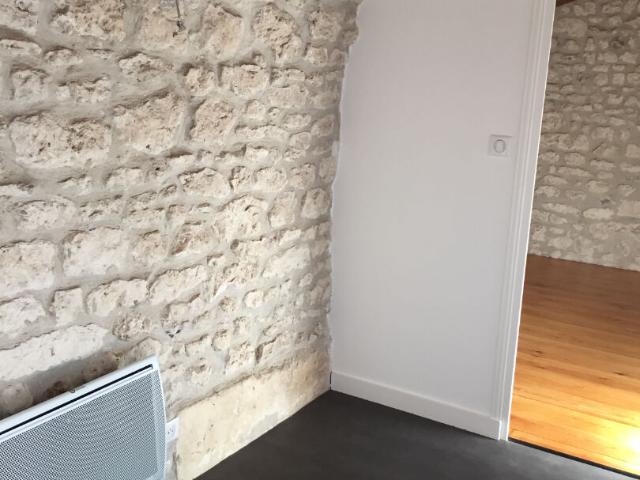 Location maison Les Gonds: 870 € AJP Immobilier Saintes