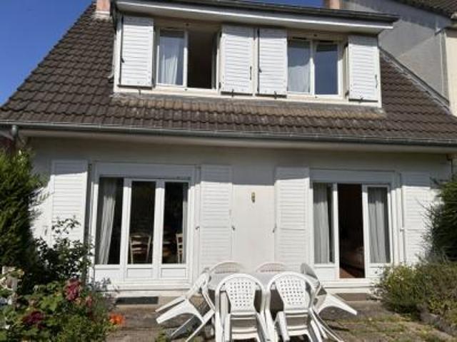 location maison lisieux 5 pièces 108 m2 calvados 14100 980 € / mois