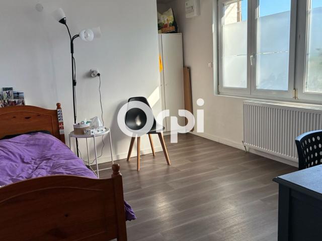 Location maison, m² T 1 à Loos, 550 €